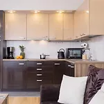 Stara Polana & By Renters Apartman *
