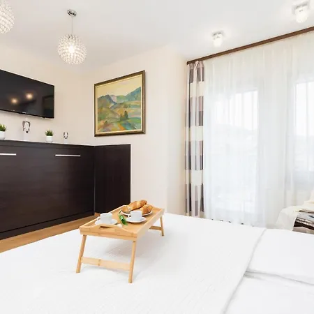 Apartment Stara Polana & By Renters